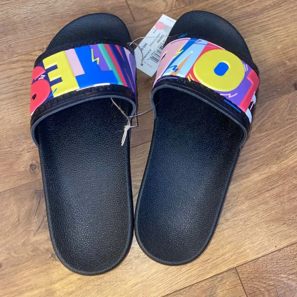 ADIDAS X KRIS ANDREW SMALL Pride Adilette Pride Slide Sandals‎ Size 11